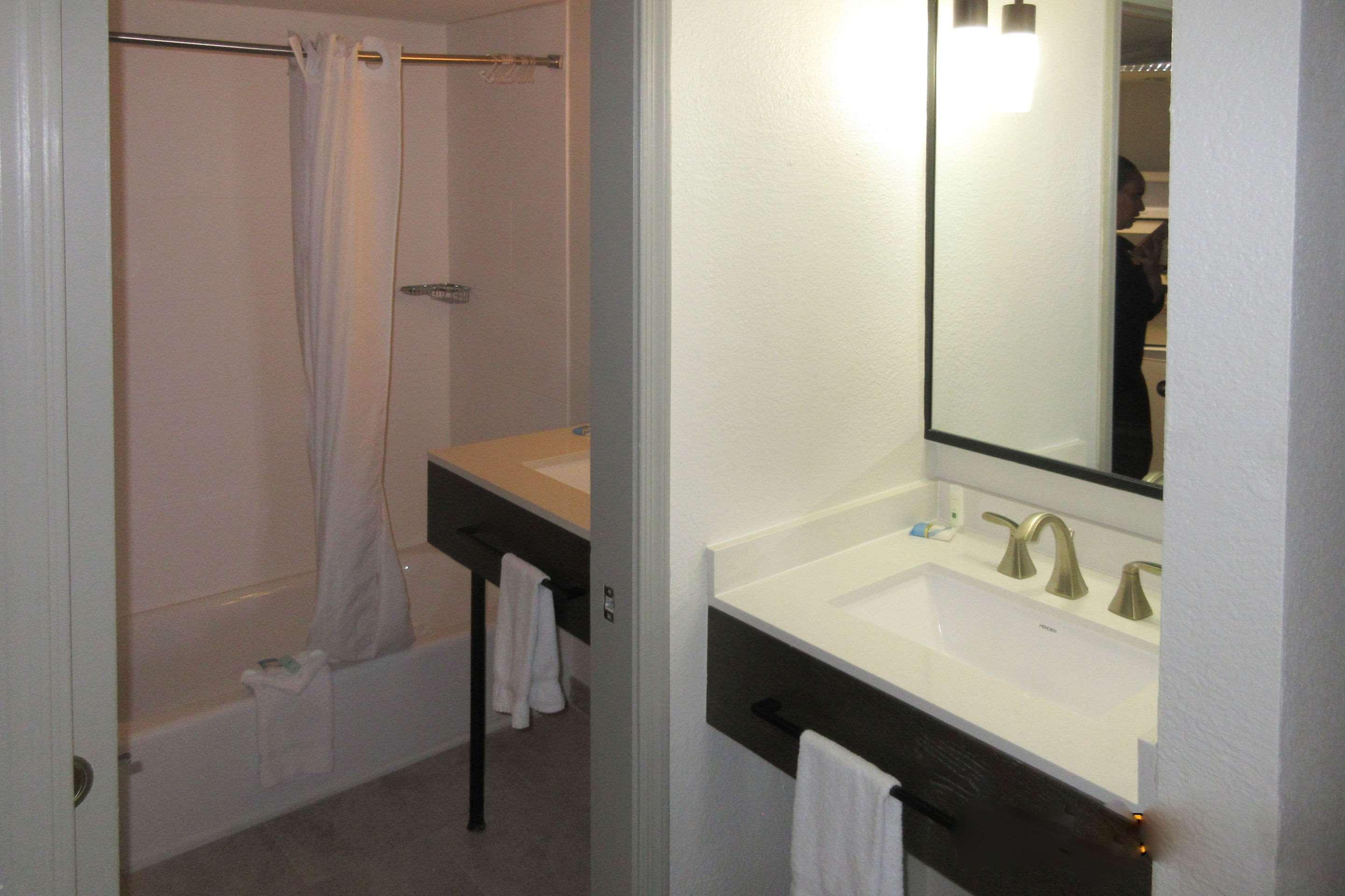 Windmill Suites Surprise - Phoenix, Ascend Hotel Collection Exteriör bild