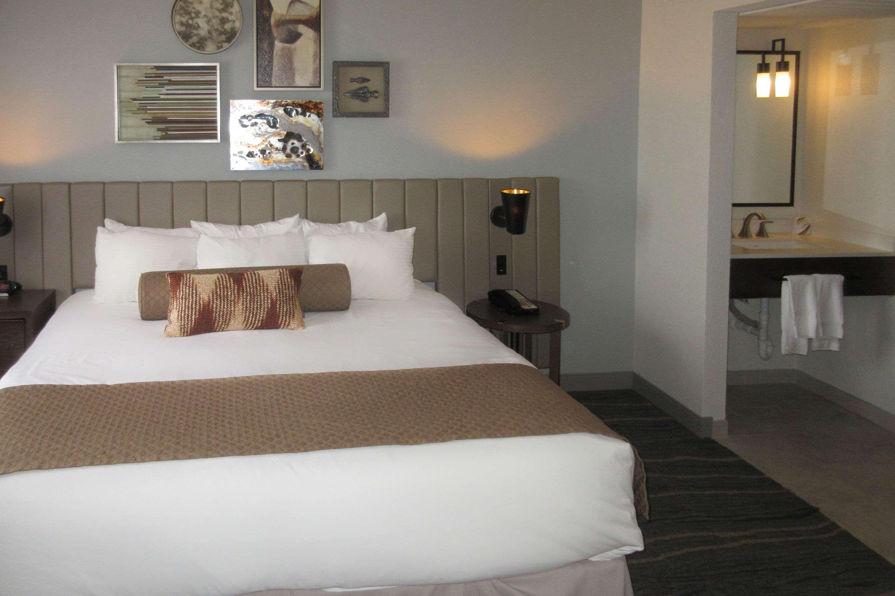 Windmill Suites Surprise - Phoenix, Ascend Hotel Collection Exteriör bild