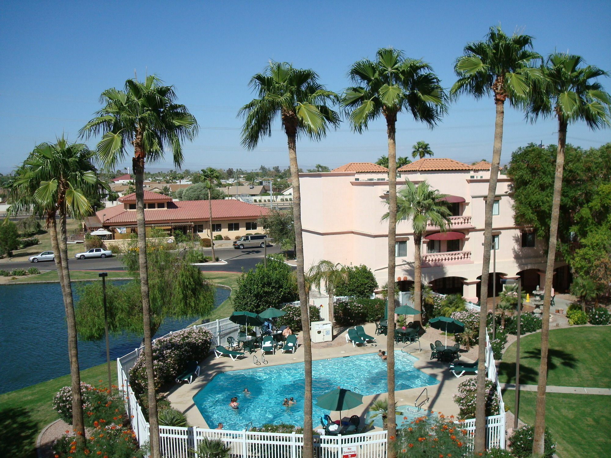 Windmill Suites Surprise - Phoenix, Ascend Hotel Collection Exteriör bild